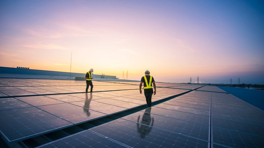 India’s Solar Manufacturing Push Backfires as Panel Factories Shut Down