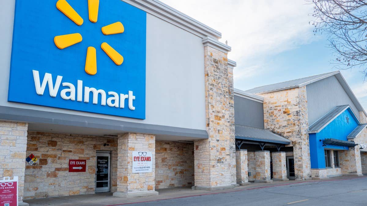 How many employees does Walmart have? Its workforce & layoffs explained