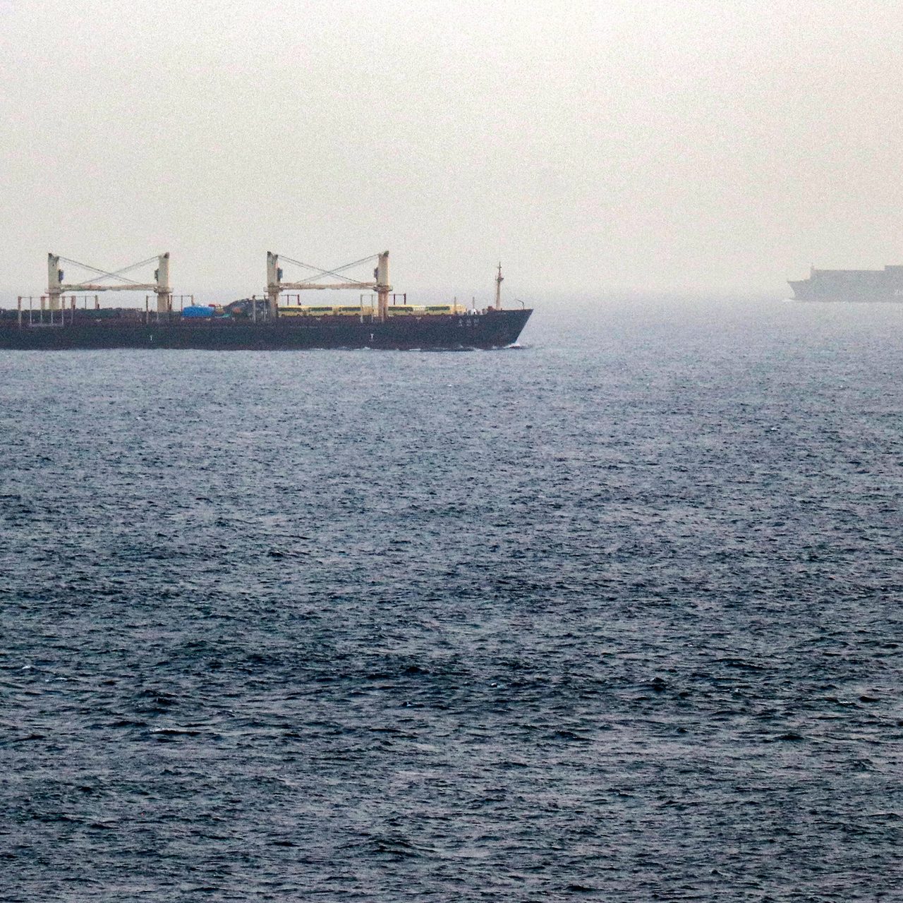 Red Sea Attacks on Saudi Tankers Push Brent Crude Above $90