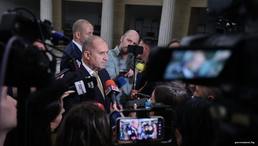Bulgaria's foreign policy balancing act raises concerns over European unity