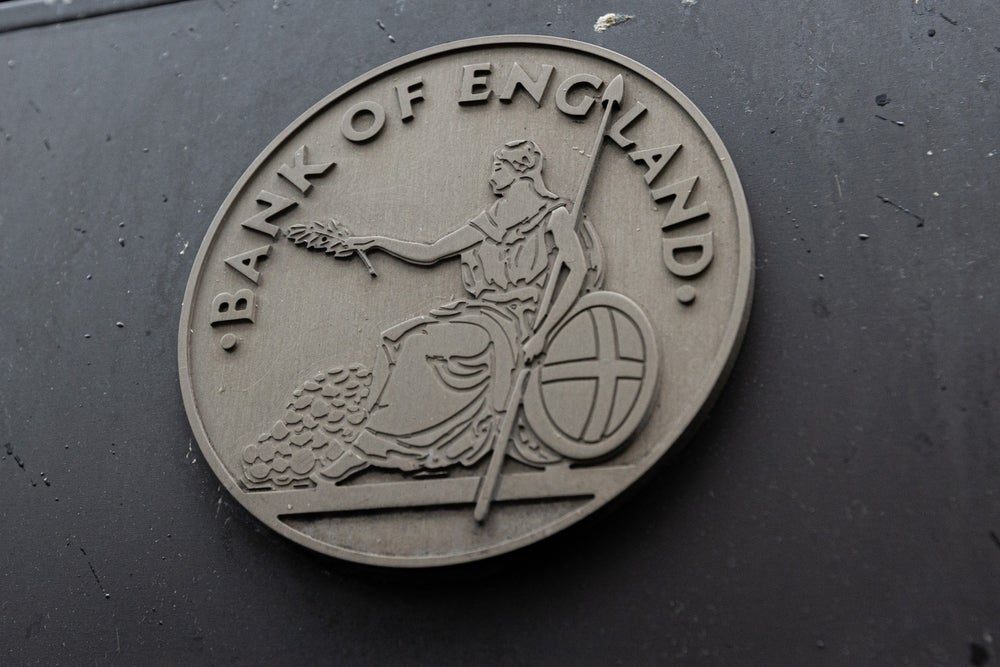 BoE to ease bank capital rules despite AI leverage risks