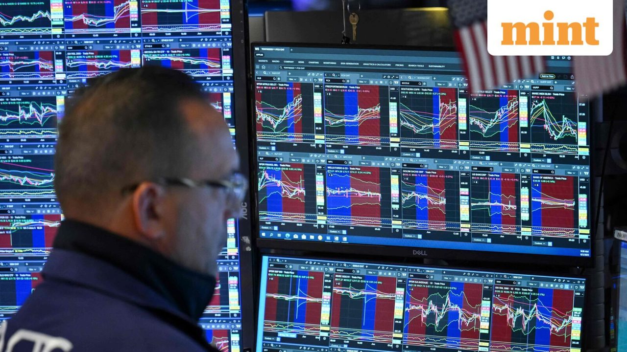 US stock market today: S&amp;P 500, Nasdaq futures edge higher as oil retreats, Intel jumps 4%