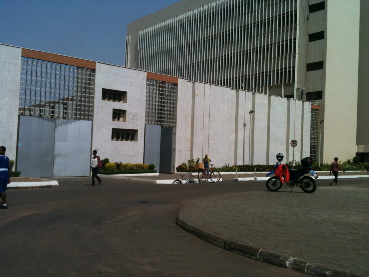 Ghana Pays $700m Eurobond Early, Repricing African Credit