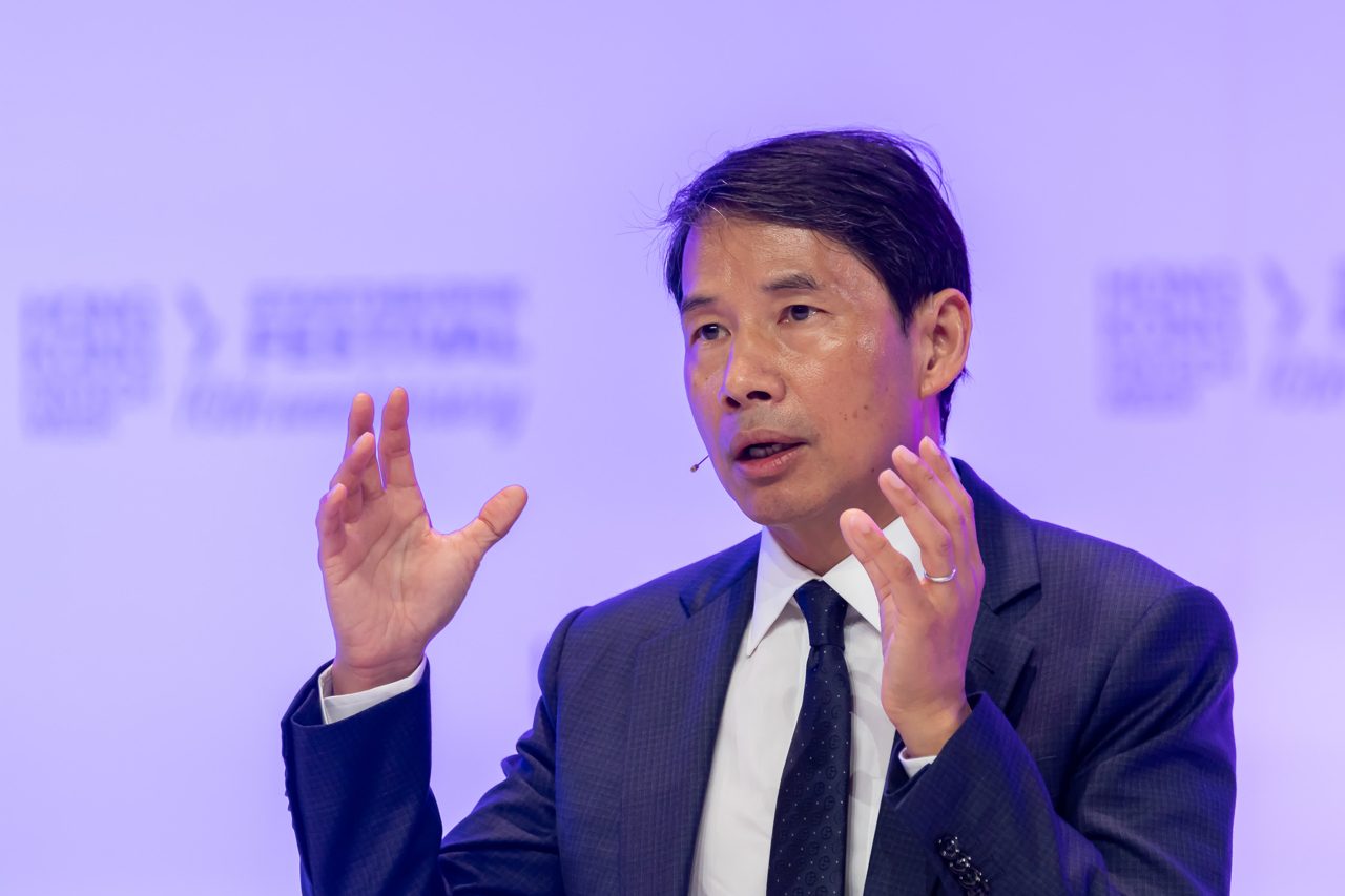 China’s Financial System Is Its Biggest Weakness Against US, Fred Hu Warns