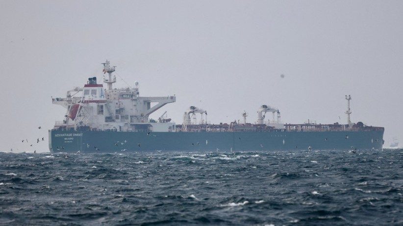 Iran Says Hormuz Stays Closed Until U.S. Meets Six Sweeping Demands
