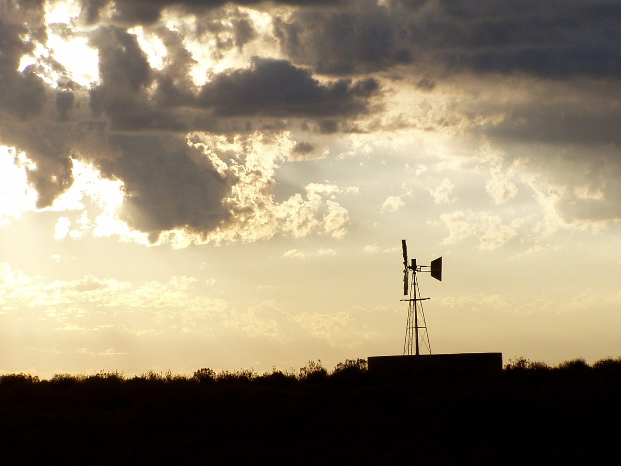 Newly Mapped Fault Raises Cost of South Africa Karoo Gas Bet