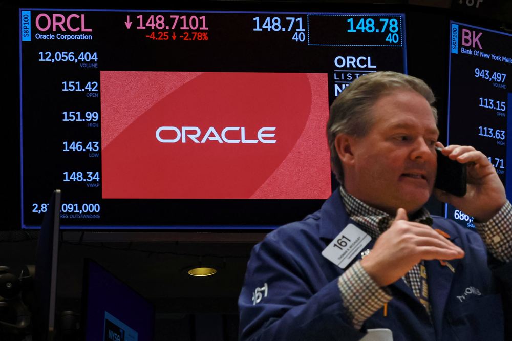 Oracle shares drop on report it sent 'force majeure' notice about data center project