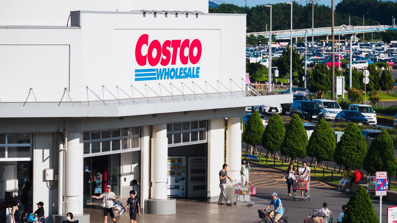 A Costco worker earns $33 per hour, but is a millionaire with a house and a pool — here's how he built his wealth
